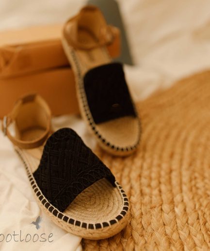 Footloose Elena earth-loving espadrille slides